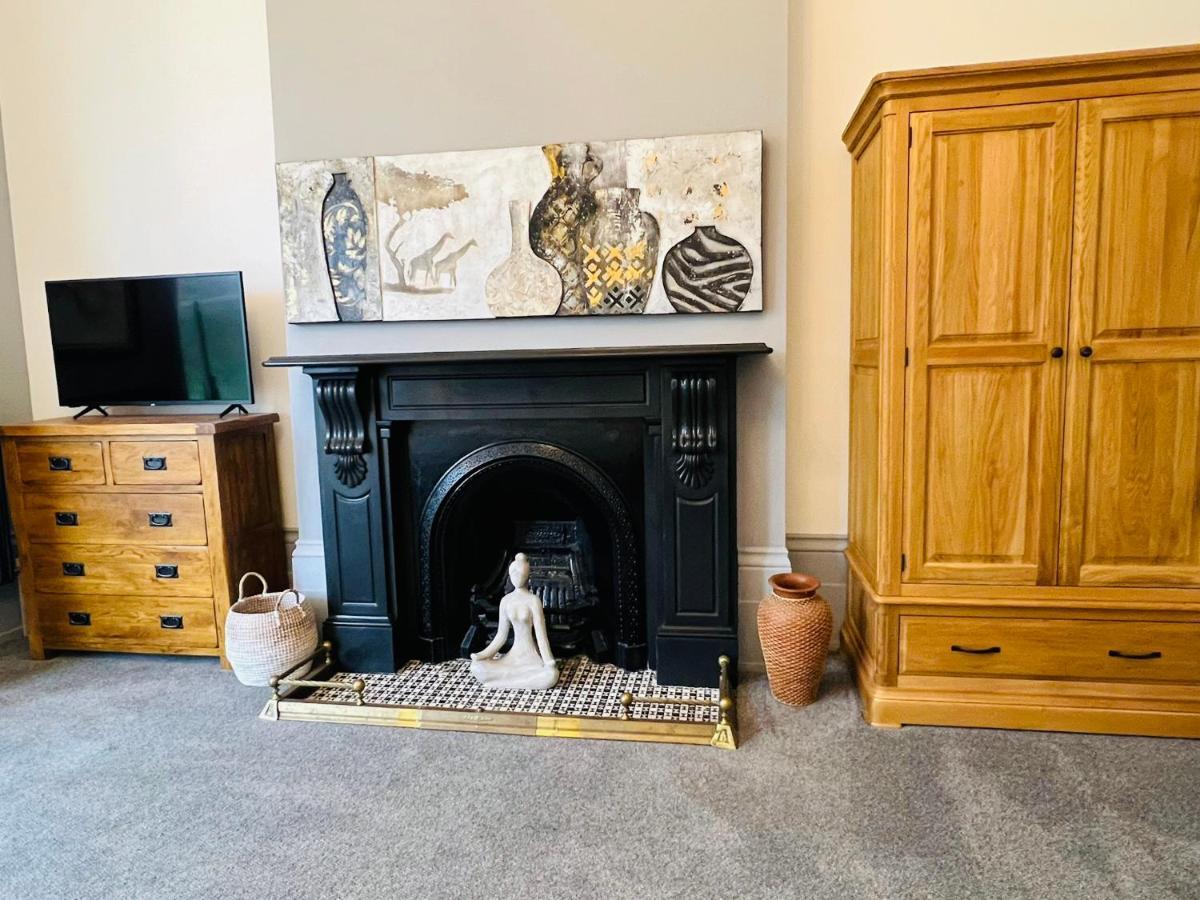 Luxury Garden Apartment Under The Castle, Dover Eksteriør bilde