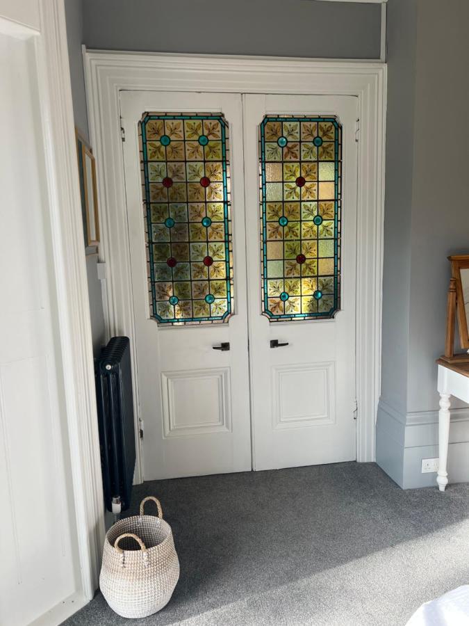 Luxury Garden Apartment Under The Castle, Dover Eksteriør bilde